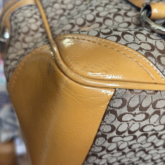 Coach  f12348 Rare mini c’s  shoulder bag  small tote
Brown/tan/mustard patent - Picture 12 of 15